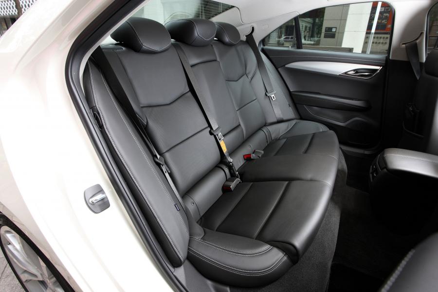  Cadillac ATS 2012 года  (JP) (фото 12 из 12)